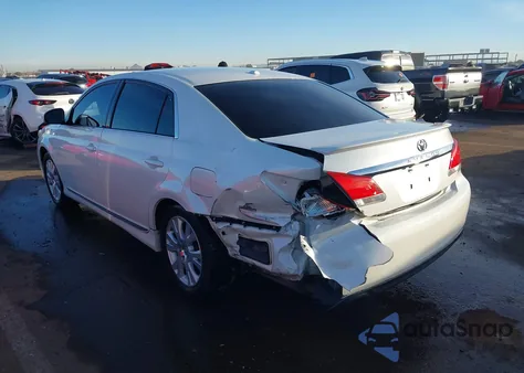 2012 Toyota Avalon z USA, uszkodzony, nr VIN 4T1BK3DBXCU445628
